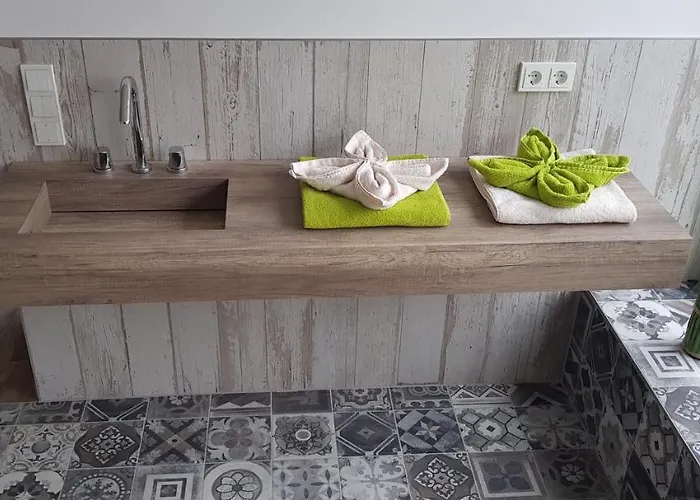 Timeout - Luxus Fuer Zwei * Dudeldorf