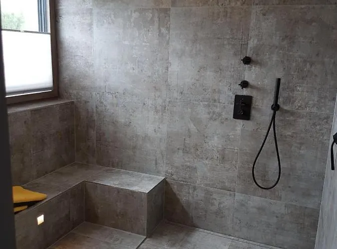 Timeout - Luxus Fuer Zwei Dudeldorf